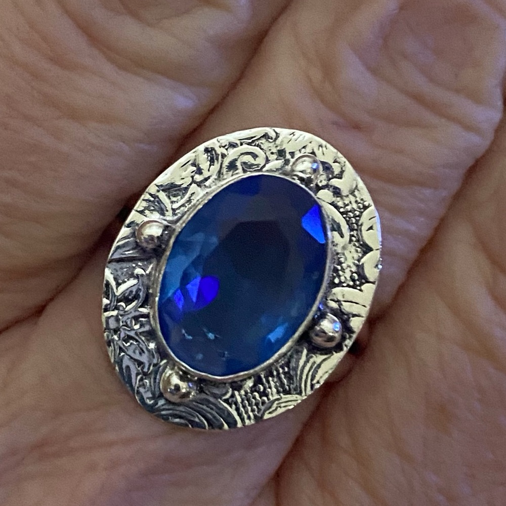 Tanzanite gemstone set in 925 Sterling Silver (Size 10) - Picture 2 of 6